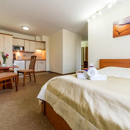 Проживание в семье Villa Martii - Komfortowe Apartamenty Z Aneksami Kuchennymi - Spokojna Okolica, Blisko Plazy