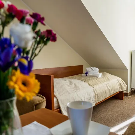 Villa Martii - Komfortowe Apartamenty Z Aneksami Kuchennymi - Spokojna Okolica, Blisko Plazy *