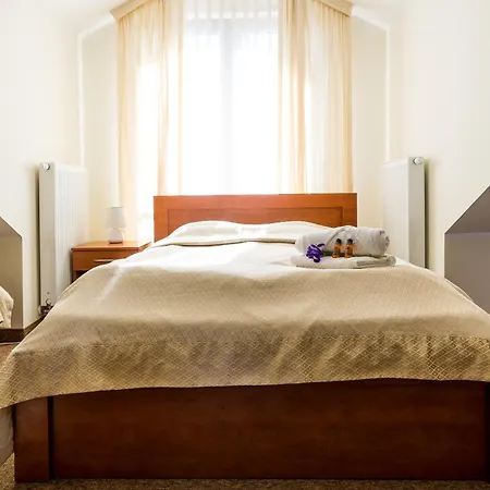 Villa Martii - Komfortowe Apartamenty Z Aneksami Kuchennymi - Spokojna Okolica, Blisko Plazy Проживание в семье Владыславово
