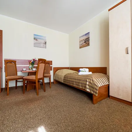 Villa Martii - Komfortowe Apartamenty Z Aneksami Kuchennymi - Spokojna Okolica, Blisko Plazy Владыславово