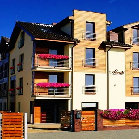 Villa Martii - Komfortowe Apartamenty Z Aneksami Kuchennymi - Spokojna Okolica, Blisko Plazy *