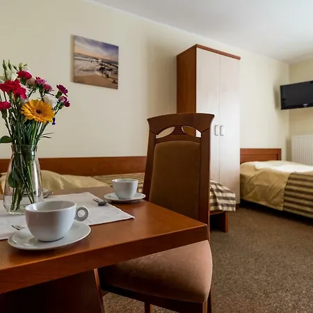 Villa Martii - Family Rooms & Apartments *