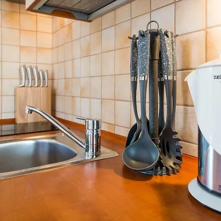 Villa Martii - Family Rooms & Apartments *