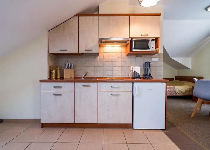 בית אירוח Martii - Family &