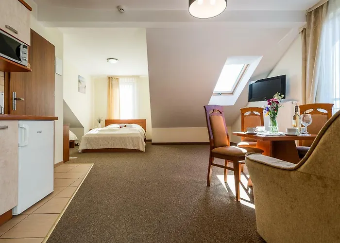 בית אירוח Martii - Family &