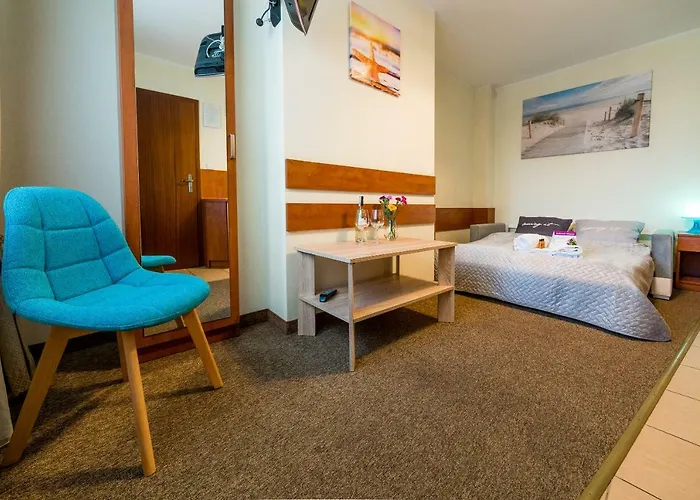 בית אירוח Martii - Family &